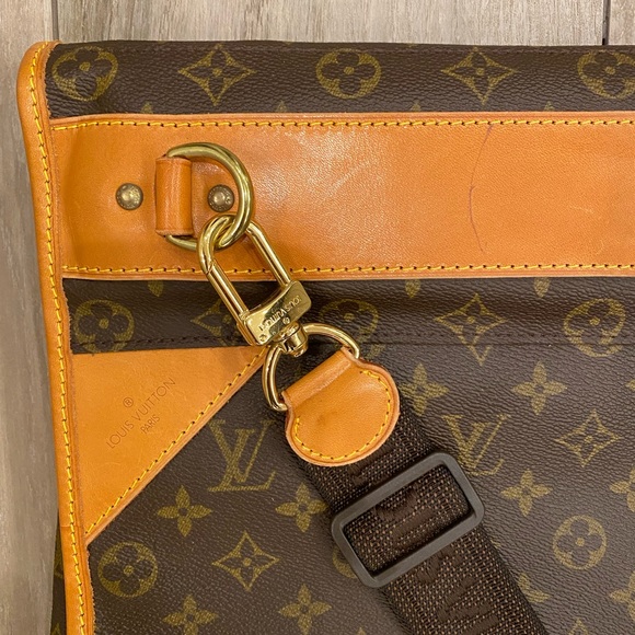 🚫SOLD🚫 LOUIS VUITTON Garment Bag - Picture 5 of 13